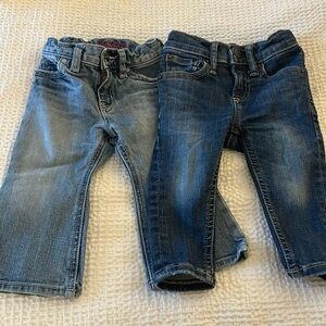 BABY GAP- Girls Denim Jeans. 12-18 months